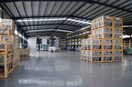 Dubai'de Fabrika Kurmak