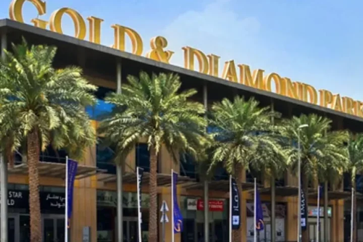 Dubai Neden Altın Şehri Olarak Adlandırılıyor? (2026 Rehberi) Dubai Neden Altın Şehri Olarak Adlandırılıyor? (2026 Rehberi)
