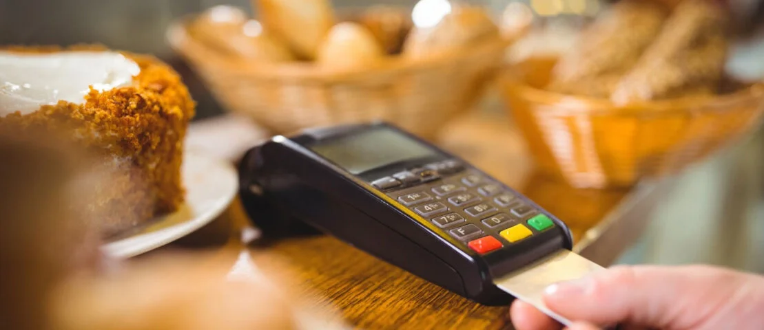 Card payment with a physical POS machine in Dubai