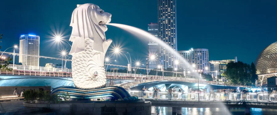 The national flag and an office consultation illustration for company formation in Singapore.